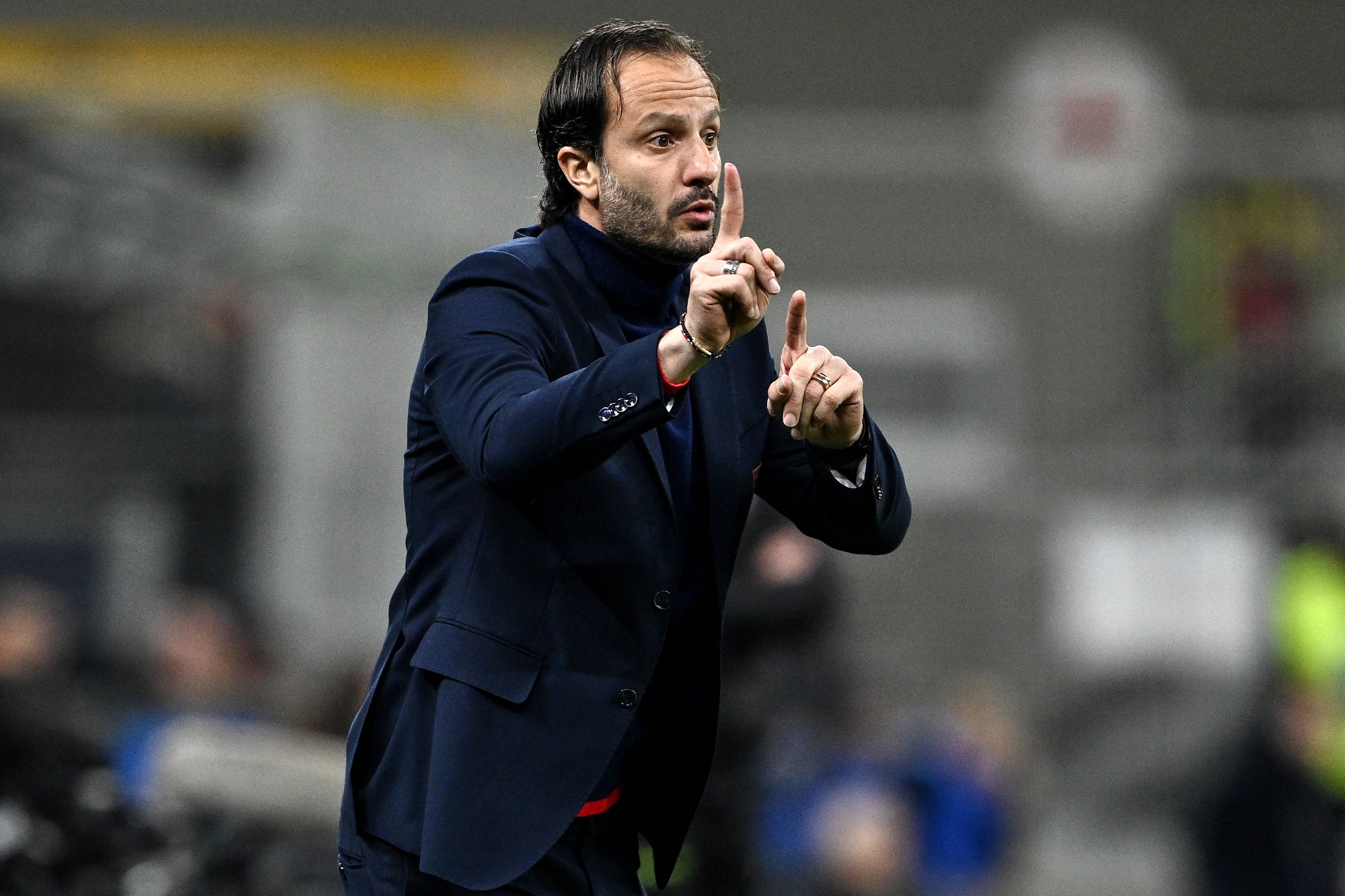 开云体育-绝平球太激动！比萨主帅吉拉迪诺：庆祝球员进球时我扭伤了脚踝