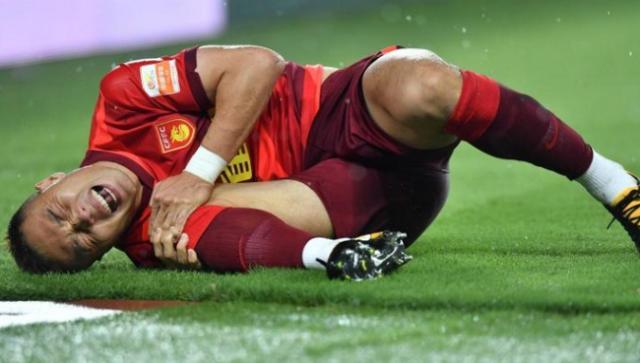 开云APP-潘喜明遭遇前交叉韧带魔咒 已赴北京会诊恐休半年