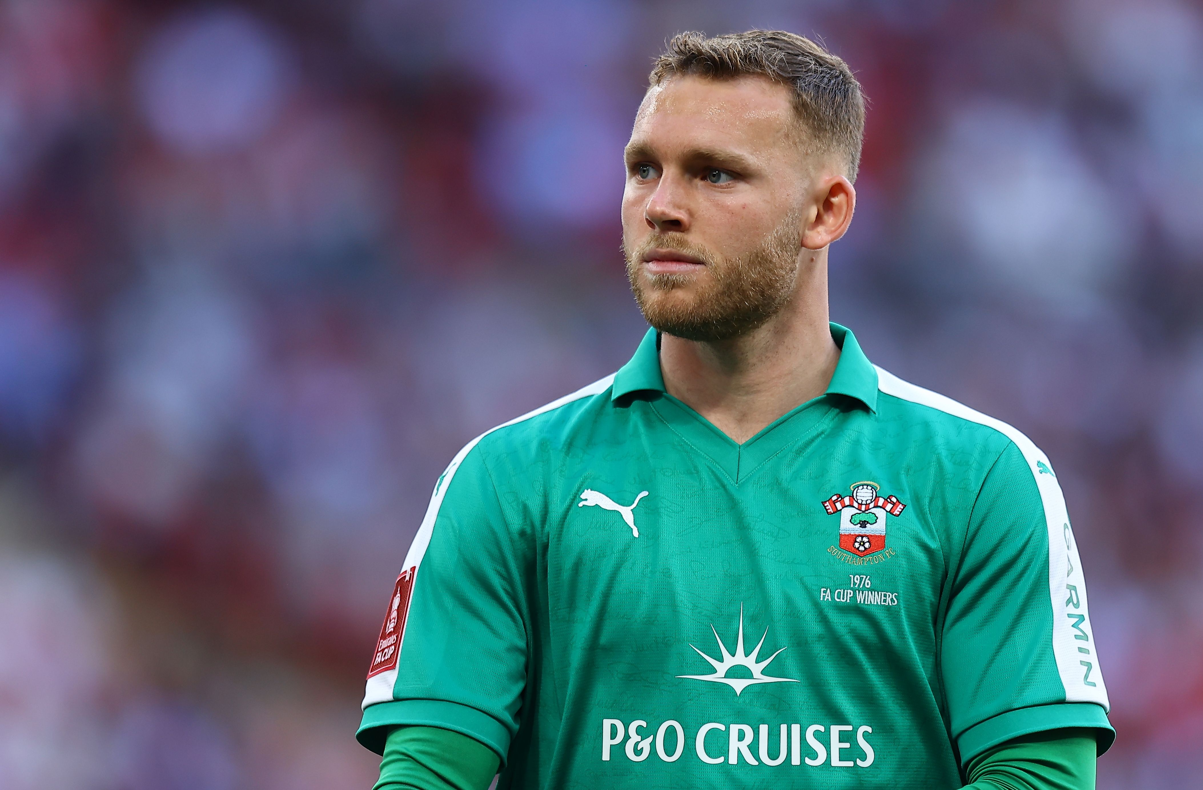 开云娱乐-佩雷茨：外租期间主要和诺伊尔保持联系 连续出场让我找到了节奏